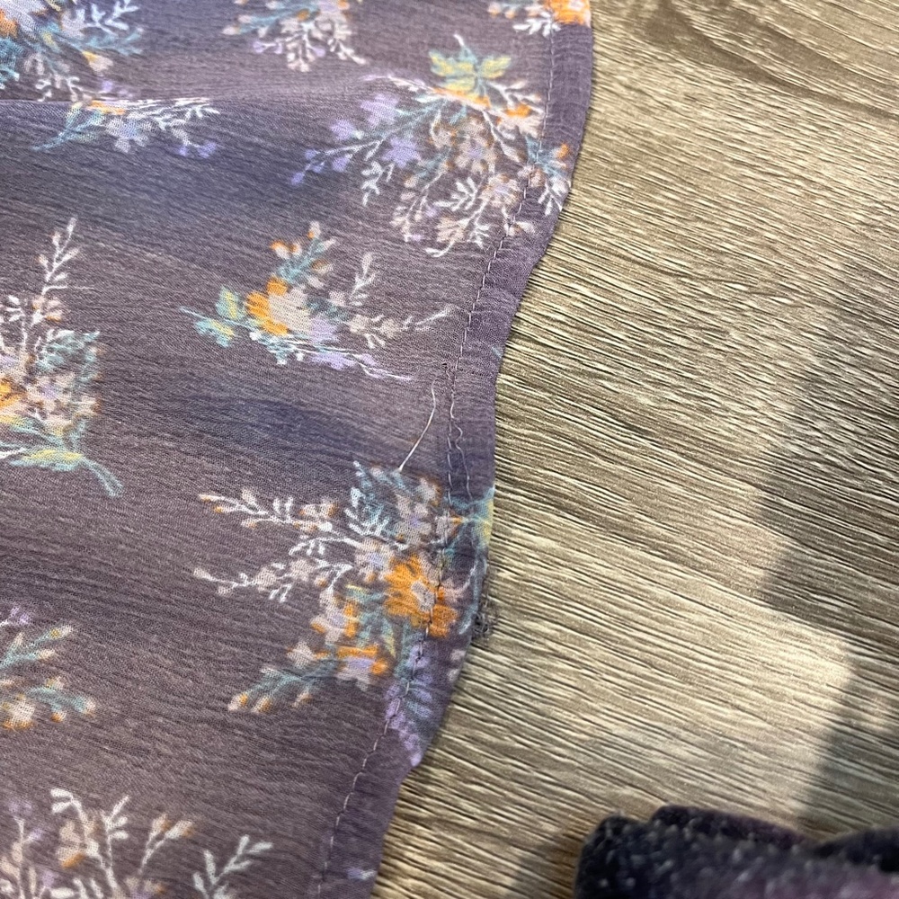 2/$35 or 3/$50 American Eagle Boho Blouse - Picture 6 of 6